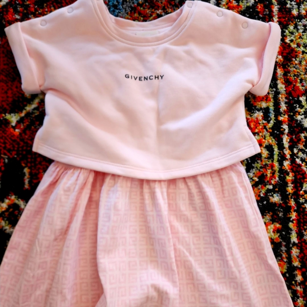 beautiful givenchy dress won twice 2t